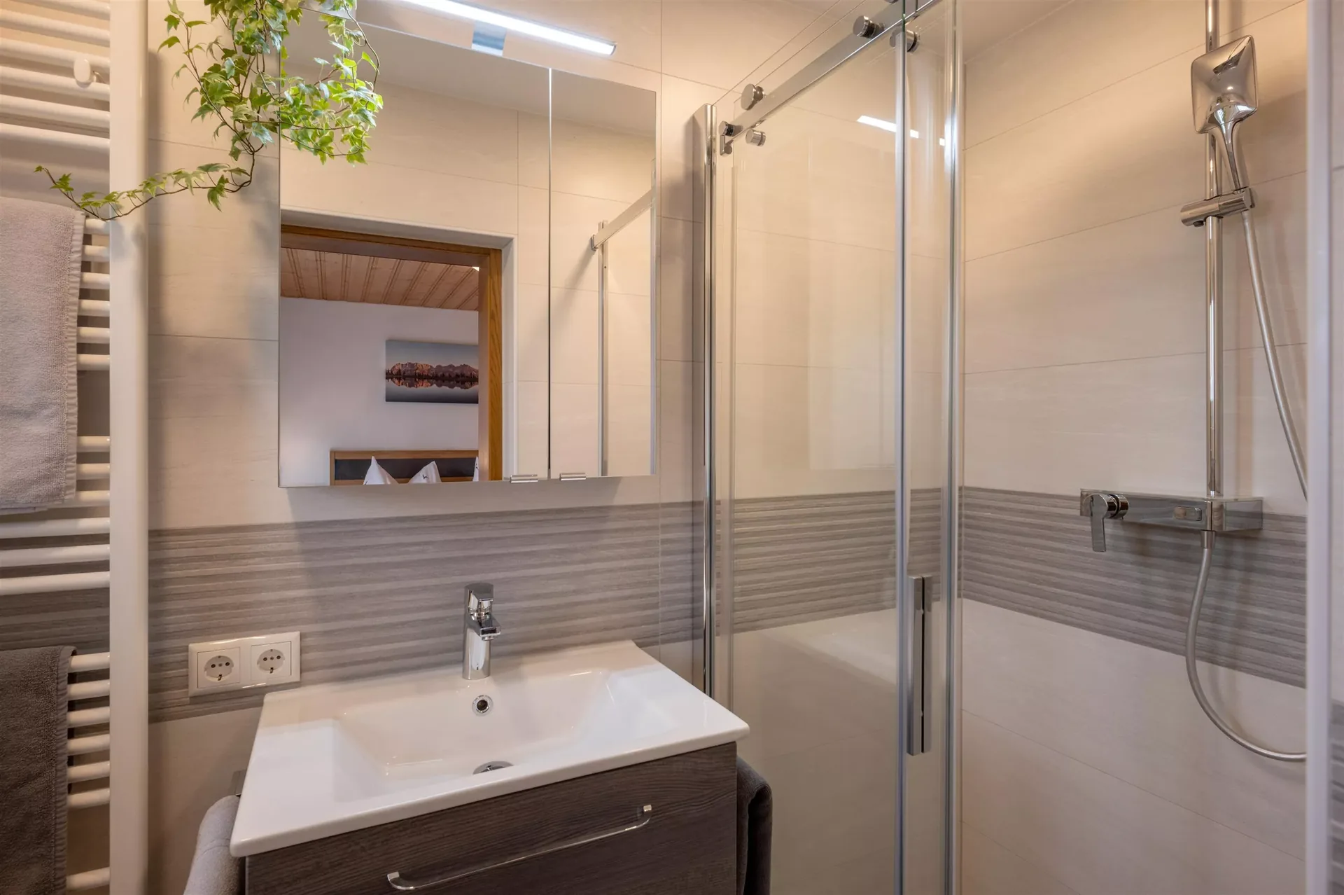 Zweites Bad mit Dusche